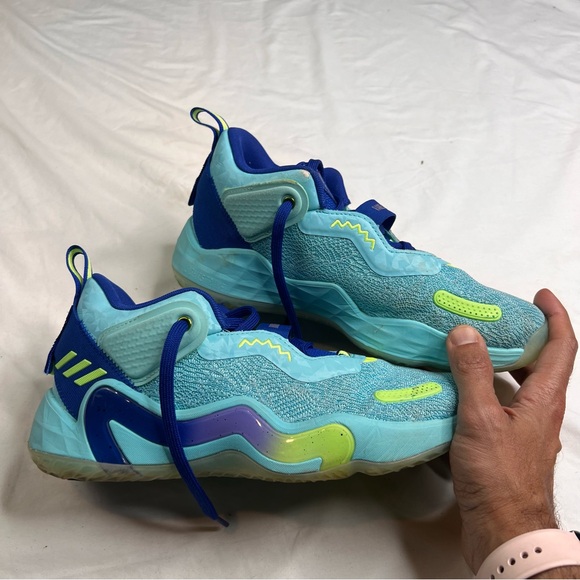 adidas Shoes - RARE GEMS Adidas D.O.N. Issue 3 Donovan Mitchell Mens Basketball Shoes Sz 7 0511